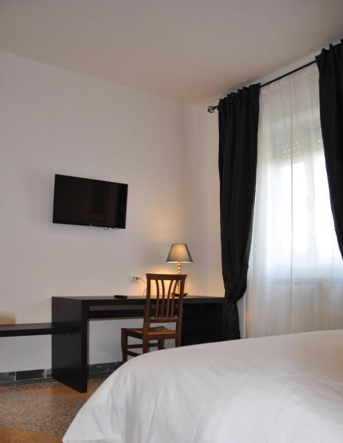 Lole Apartment - Ανκόνα Εξωτερικό φωτογραφία